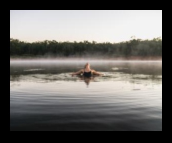 Wellness pe malul apei: exerciții în aer liber lângă lacuri și râuri