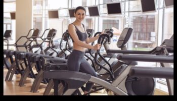 Neted și constant: frumusețea fitness-ului cu impact redus